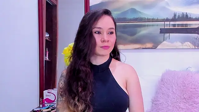 Aurora Real online show from 02/16/26, 07:01