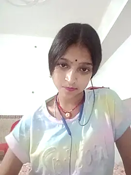 Mohnicute online show from 05/11/26, 01:18