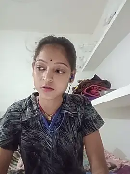 Mohnicute online show from 06/06/26, 05:29