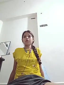 Mohnicute online show from 06/09/26, 08:32