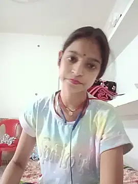 Mohnicute online show from 05/20/26, 10:34