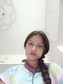 Mohnicute online show from 06/12/26, 06:38