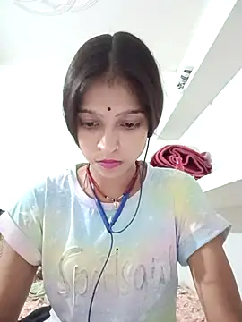 Mohnicute online show from 05/04/26, 06:22