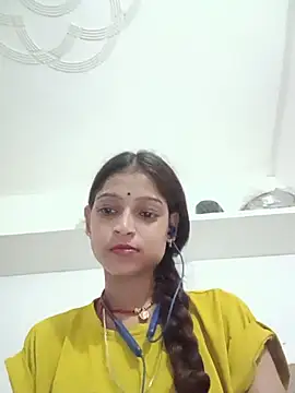 Mohnicute online show from 07/07/26, 05:27