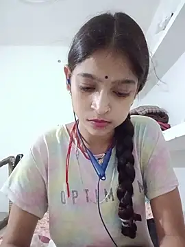 Mohnicute online show from 05/30/26, 07:19
