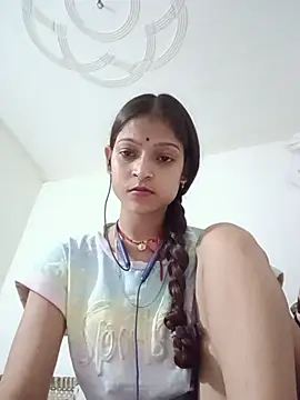 Mohnicute online show from 06/17/26, 06:18