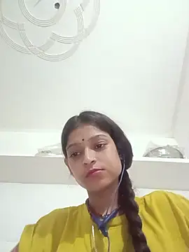Mohnicute online show from 07/08/26, 06:30