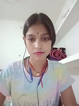 Mohnicute online show from 05/14/26, 07:44