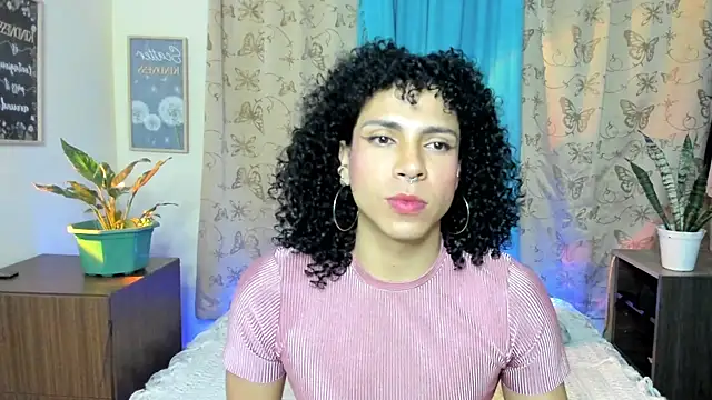 Angel White25 online show from 12/17/25, 05:45