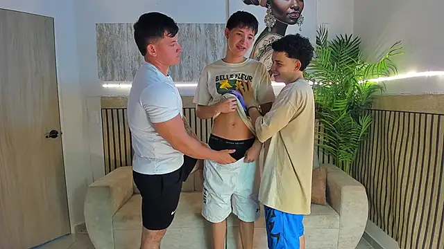 Justingsex1 online show from 12/17/25, 05:45