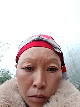 girl-hot2x online show from 02/13/26, 10:59