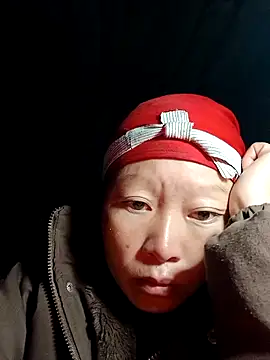 Snapshot of girl-hot2x chatting on 12/19/25, 07:38 girl-hot2x online show from 12/19/25, 07:38