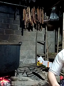 girl-hot2x online show from 02/25/26, 12:27