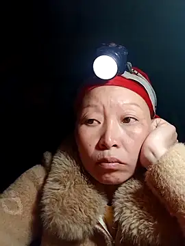 girl-hot2x online show from 02/14/26, 12:16