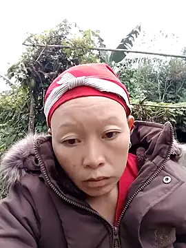 Snapshot of girl-hot2x chatting on 12/14/25, 08:09 girl-hot2x online show from 12/14/25, 08:09