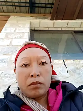 Snapshot of girl-hot2x chatting on 12/22/25, 05:07 girl-hot2x online show from 12/22/25, 05:07