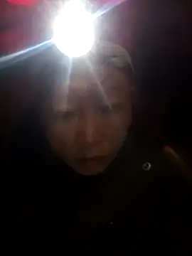 Snapshot of girl-hot2x chatting on 12/20/25, 10:12 girl-hot2x online show from 12/20/25, 10:12