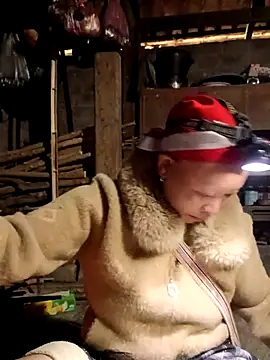 girl-hot2x online show from 02/17/26, 01:25