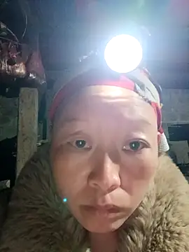 girl-hot2x online show from 02/13/26, 11:05