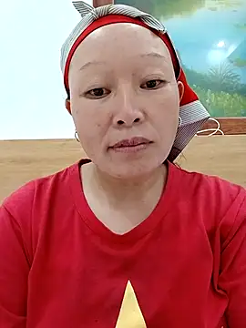 Snapshot of girl-hot2x chatting on 01/12/26, 12:34 girl-hot2x online show from 01/12/26, 12:34