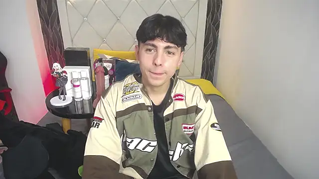 Samu FoXXX online show from 11/14/25, 08:23