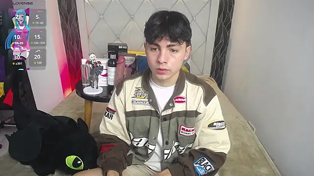 Samu FoXXX online show from 11/18/25, 08:12