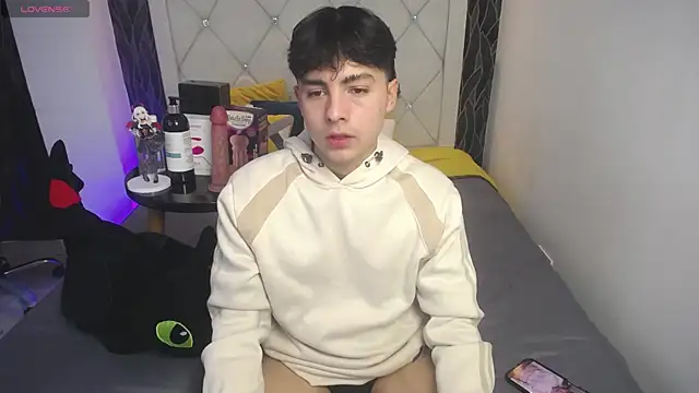 Samu FoXXX online show from 11/13/25, 08:13