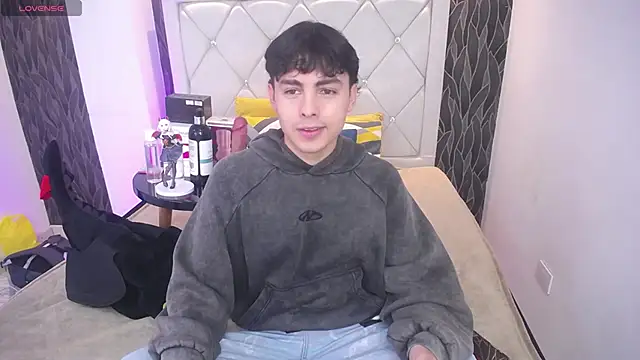 Samu FoXXX online show from 11/21/25, 10:09