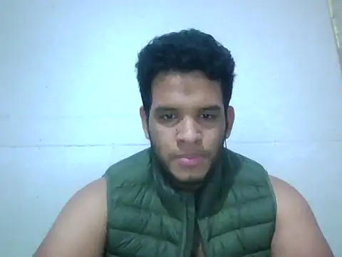 josecamsex27 online show from 11/13/25, 04:00