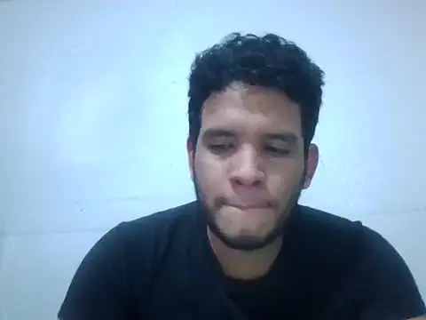 josecamsex27 online show from 11/18/25, 07:17