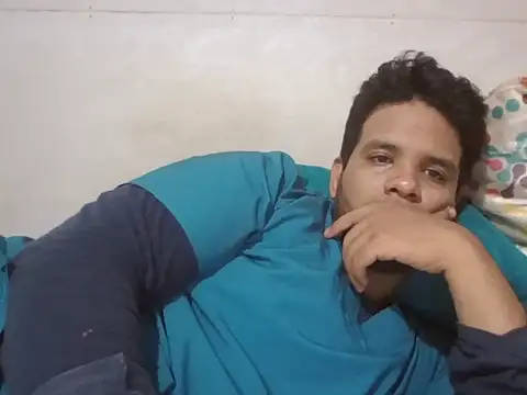 josecamsex27 online show from 04/10/26, 01:01