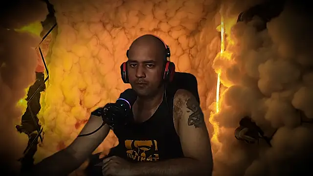 StripPMB online show from 11/11/25, 03:51