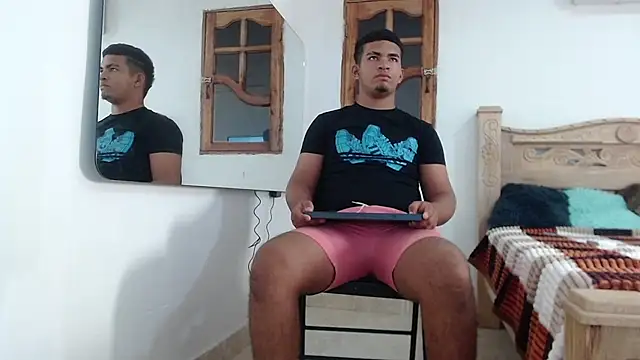 Snapshot of mathews___ chatting on 11/16/25, 03:55 mathews online show from 11/16/25, 03:55