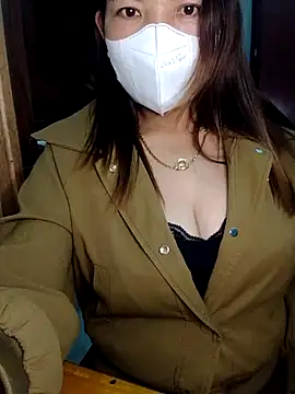 Annii68 online show from 12/14/25, 02:55