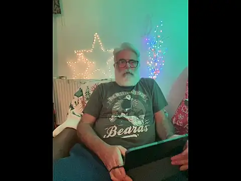 LeatherSdaddy online show from 12/22/25, 11:16