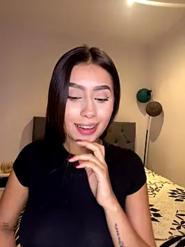 lauren clauz online show from 12/03/25, 01:17