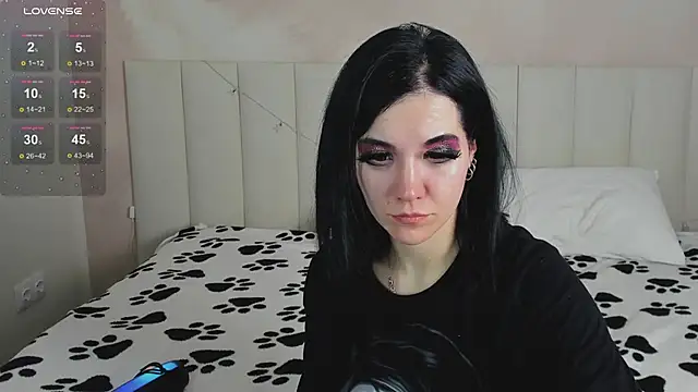 Lina Moony online show from 02/10/26, 01:48