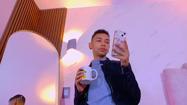 Imtavo online show from 11/23/25, 01:43