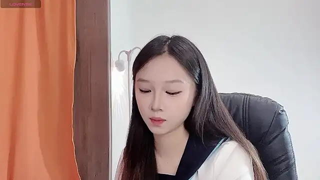 Minnie-baby online show from 11/12/25, 11:58