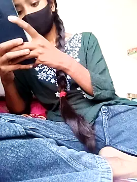 Riya 917 online show from 11/22/25, 05:50