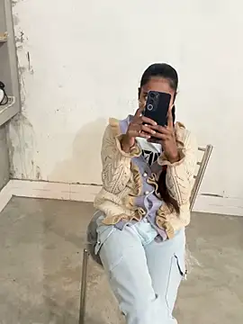 Riya 917 online show from 11/12/25, 07:23