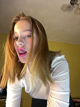 yourladyMary online show from 12/19/25, 01:20