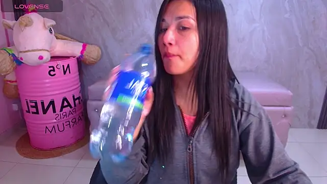 Violetta jhonson a online show from 12/18/25, 03:55