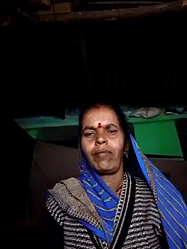 Hot juli73 online show from 12/02/25, 03:47