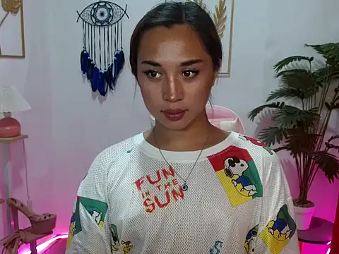 fuckable Thanya online show from 04/28/26, 11:14