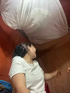 xu-ka online show from 04/15/26, 05:35