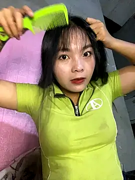 xu-ka online show from 12/15/25, 12:05