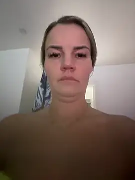 Cutebrowneyes  online show from 03/02/26, 10:06