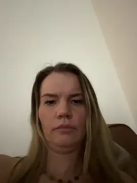 Cutebrowneyes  online show from 01/14/26, 12:47