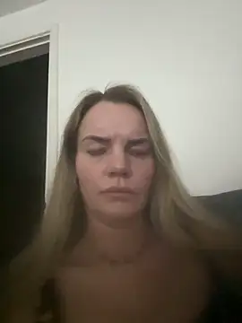 Cutebrowneyes  online show from 03/31/26, 09:06